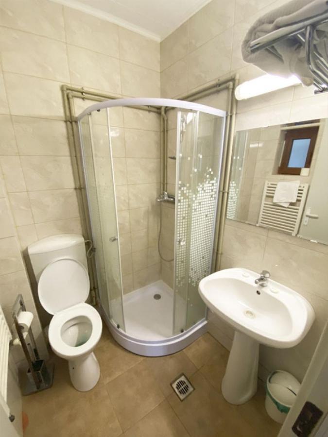 Hotel Casa Romaneasca 오토페니 외부 사진