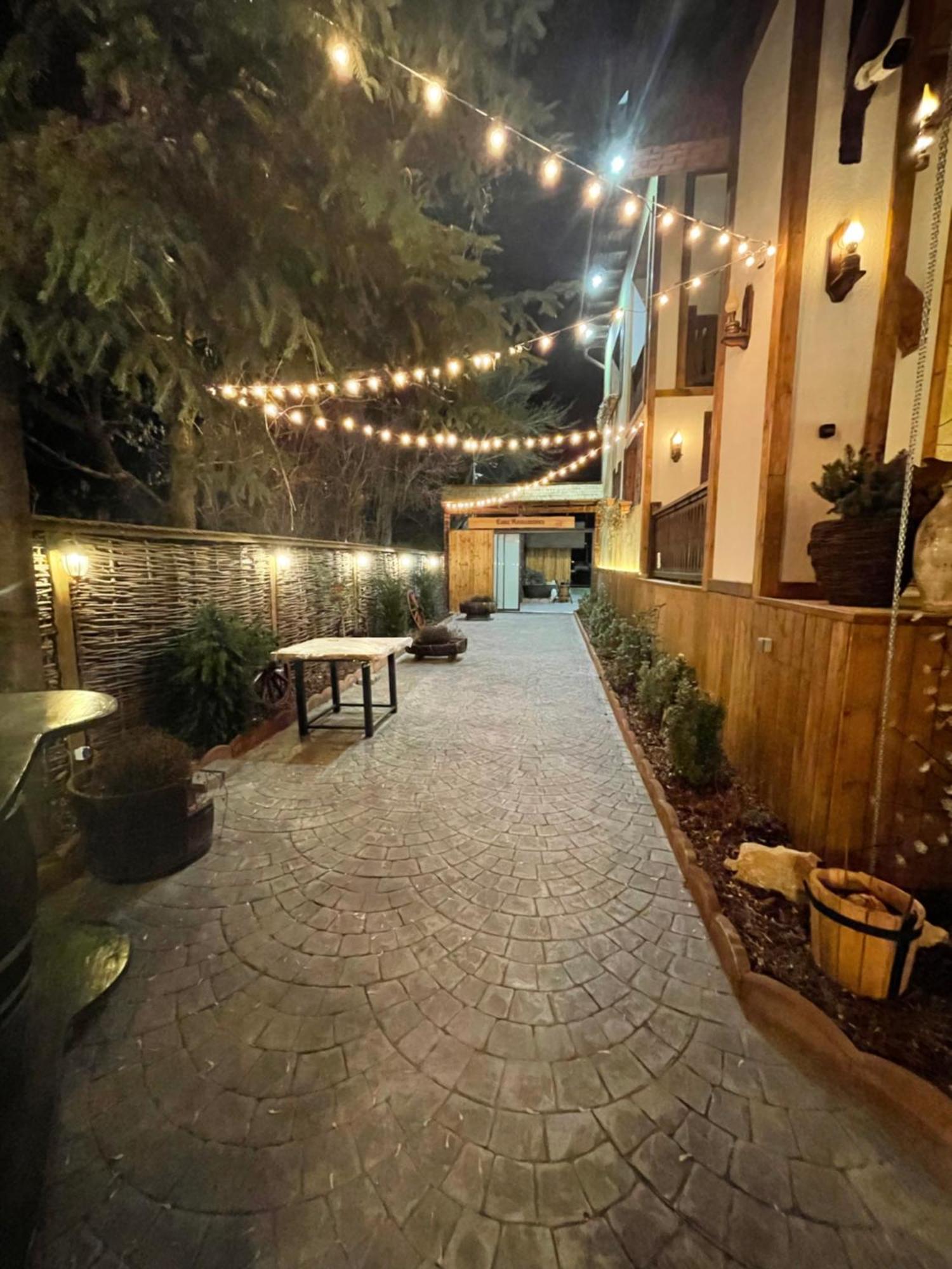 Hotel Casa Romaneasca 오토페니 외부 사진