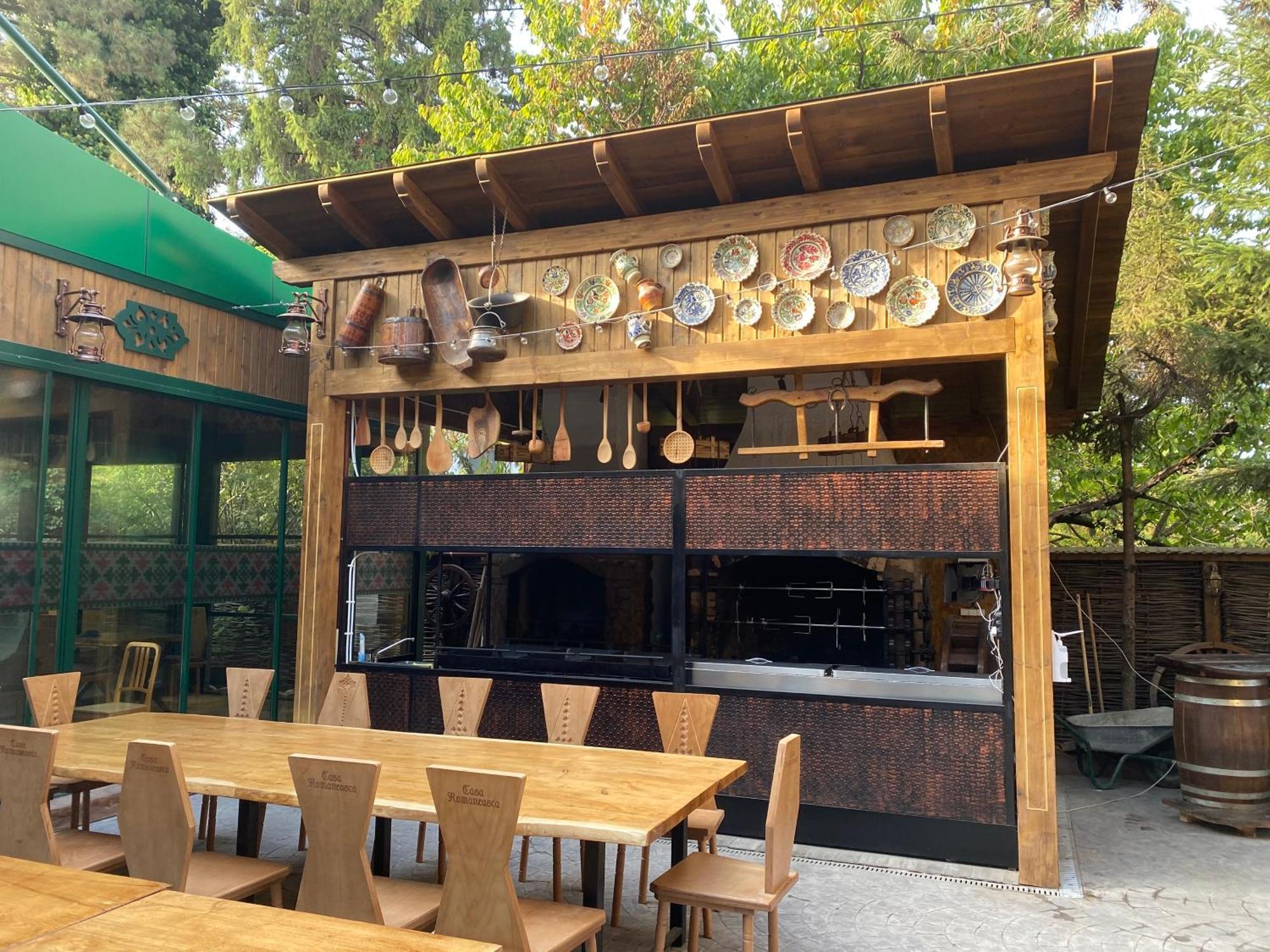 Hotel Casa Romaneasca 오토페니 외부 사진